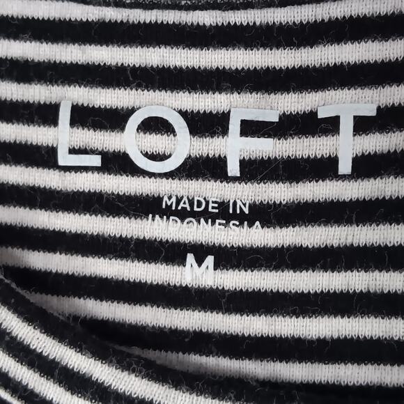 LOFT Camisole Tank Top Size Medium Black and White Horizontal Stripes - Picture 6 of 9